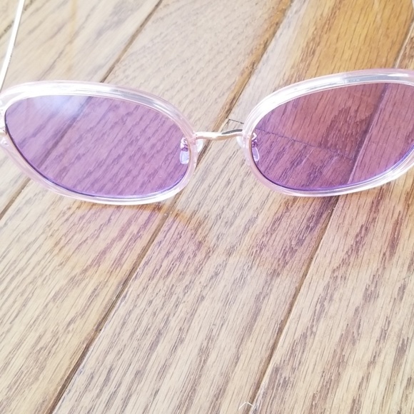 Sunglasses - Picture 2 of 4